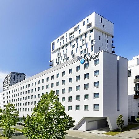 H2 Hotel Duesseldorf City Exterior photo